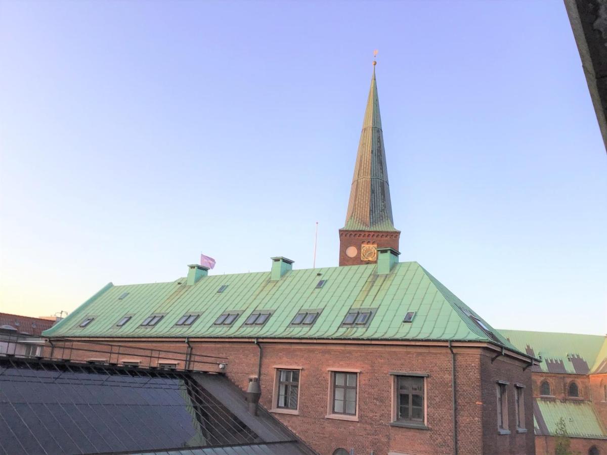 Hyggelig 2-Bedroom Apartment In The Center Of Århus Εξωτερικό φωτογραφία